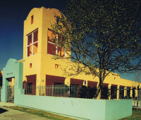 La Familia Family Center